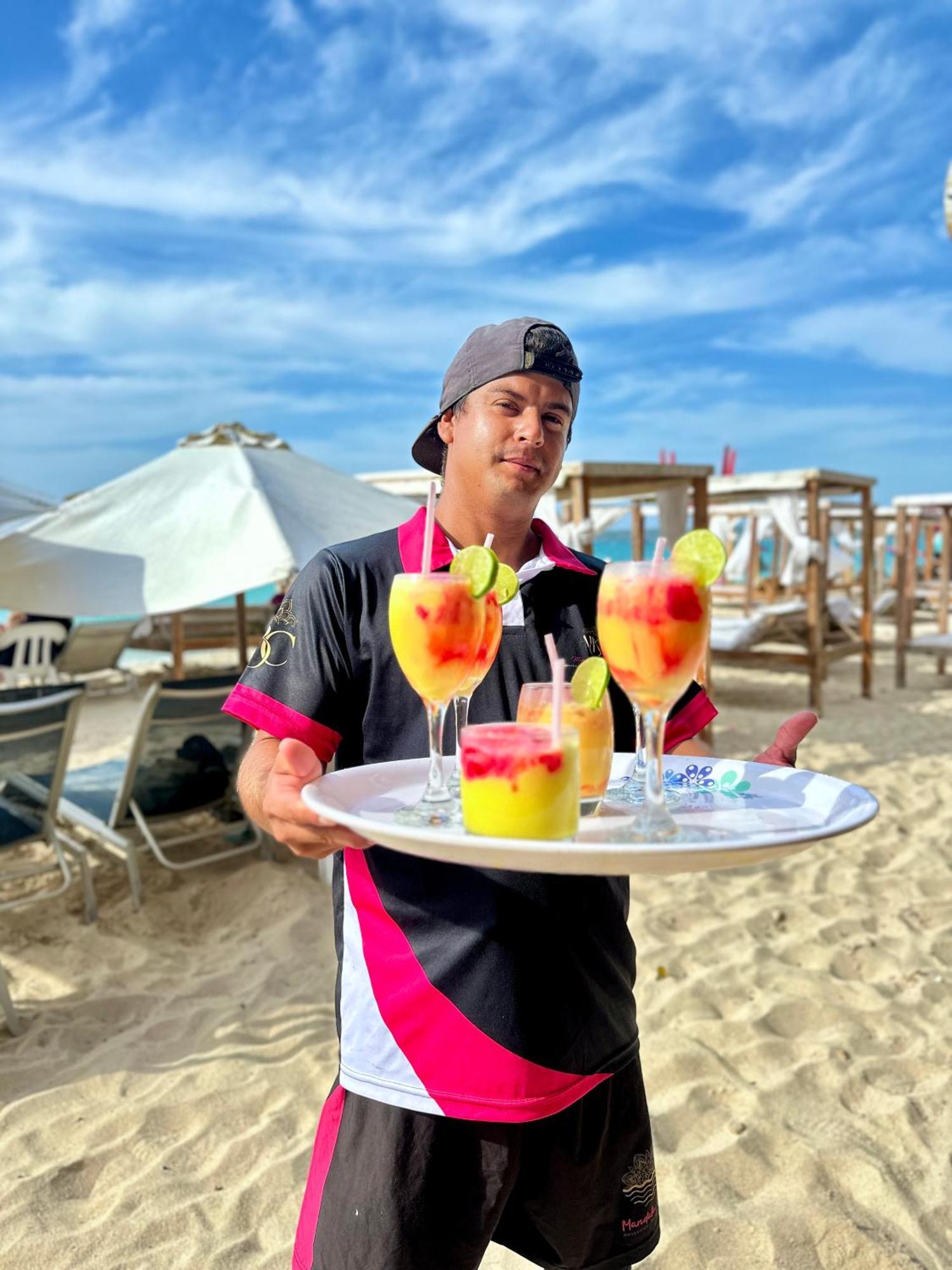 Mandala Beach Club Playa Blanca Bagian luar foto