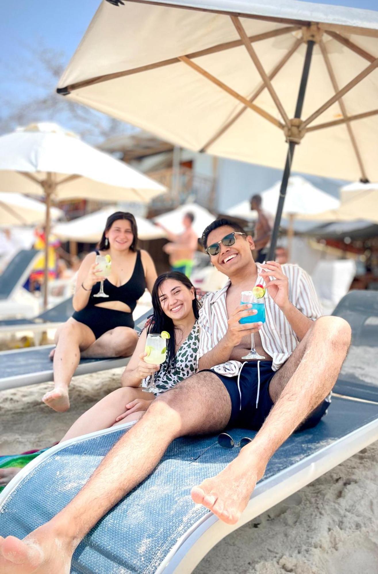 Mandala Beach Club Playa Blanca Bagian luar foto
